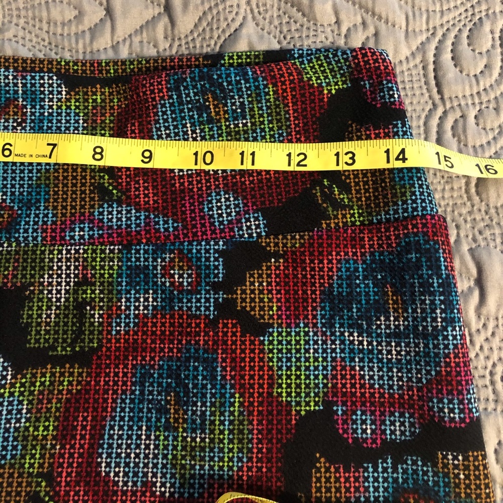 LuLaRoe Cassie skirt - Picture 5 of 6